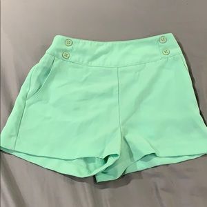 Forever 21 Green Shorts Size Small